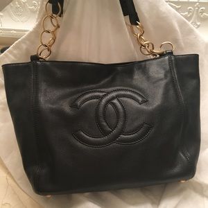 Chanel tote bag